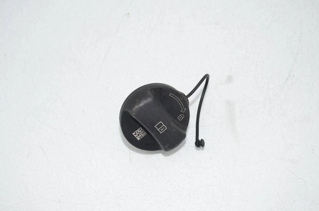 Fuel tank cap 7483446