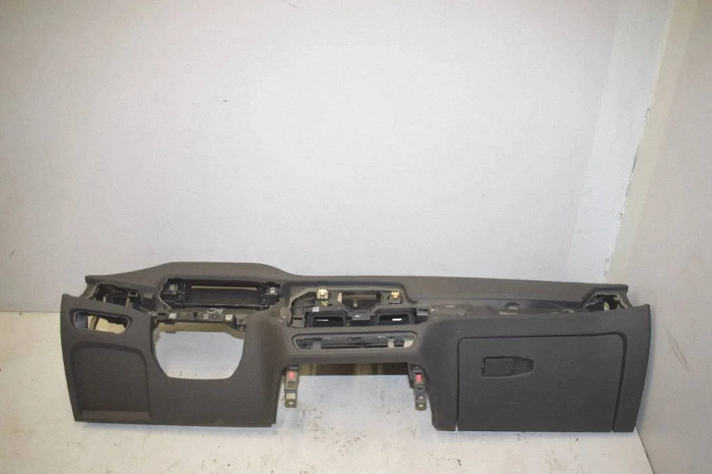 Dashboard 9628075