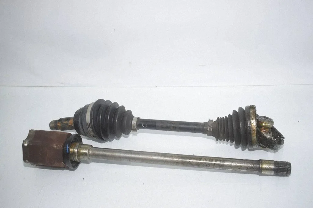 Front driveshaft 7622884