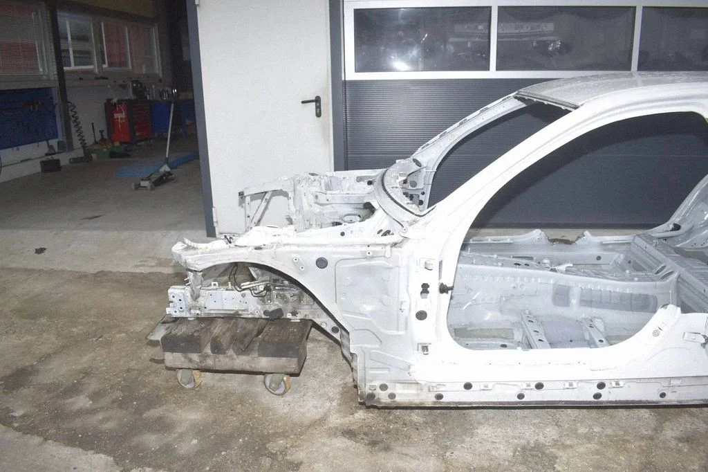 Esimene küljepaneel – BMW 3-seeria G20 G21 (2019-)
