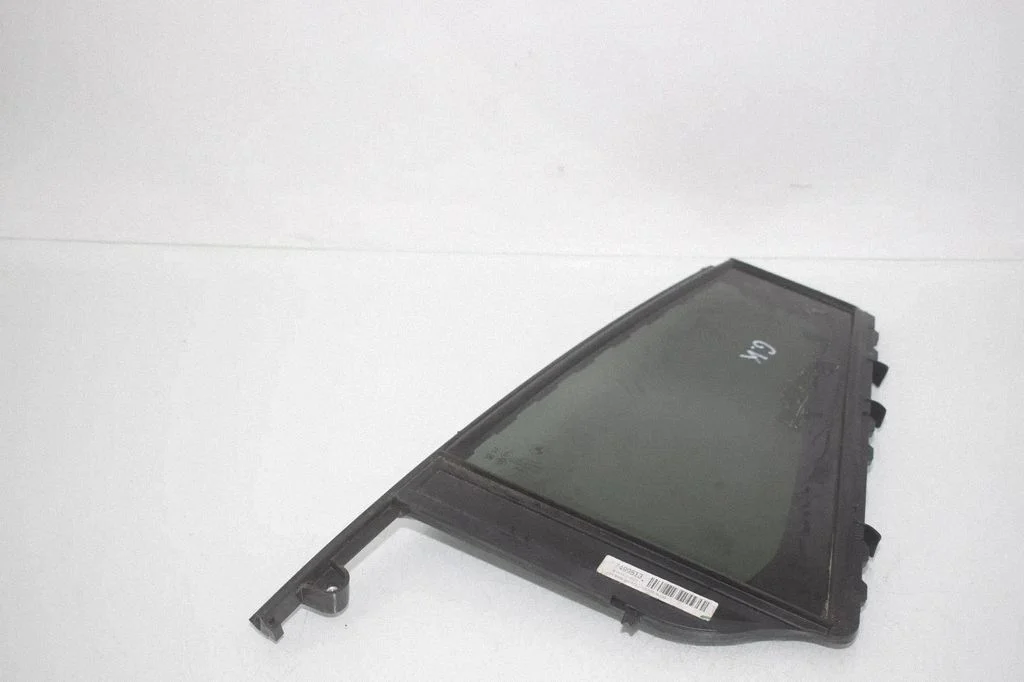 Rear vent window glass 7499513