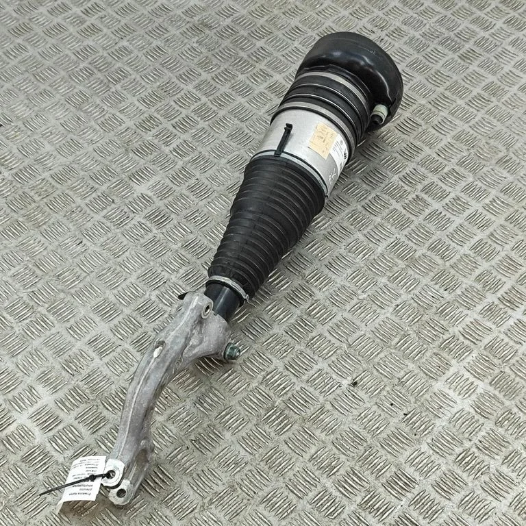 Eesmine amortisaator (õhk- / hüdrovedrustus) – Volkswagen Touareg III (2018-)