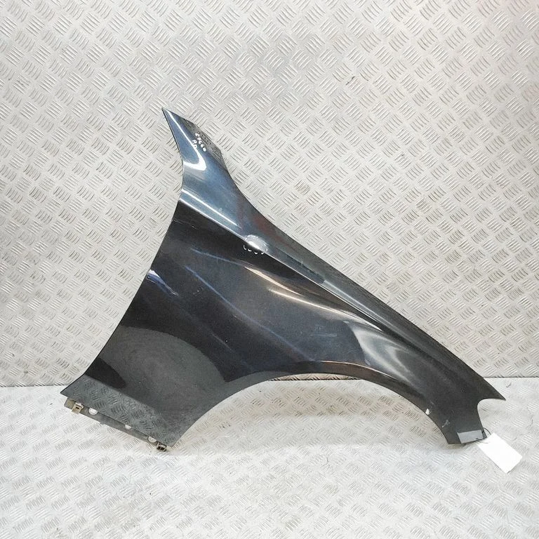 Fender A2058800218
