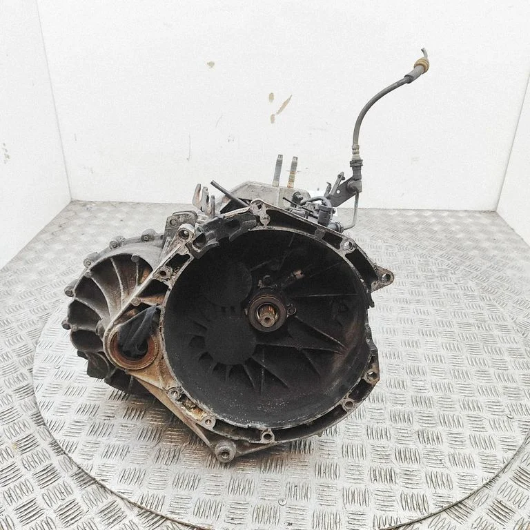 Manual 6 speed gearbox TIGA1
