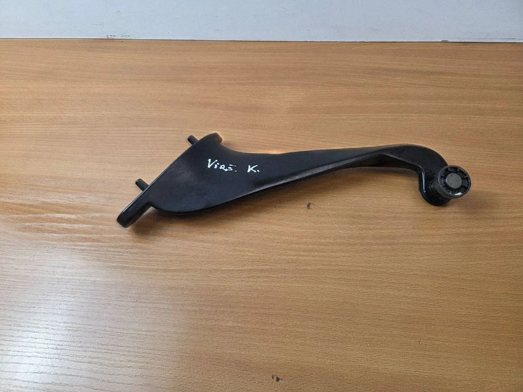 Sliding door middle roller runner – Peugeot Partner (2015-2018)