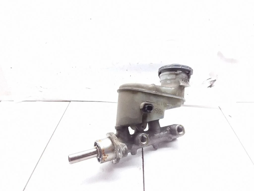 Master brake cylinder – Honda Accord (2003-2007)