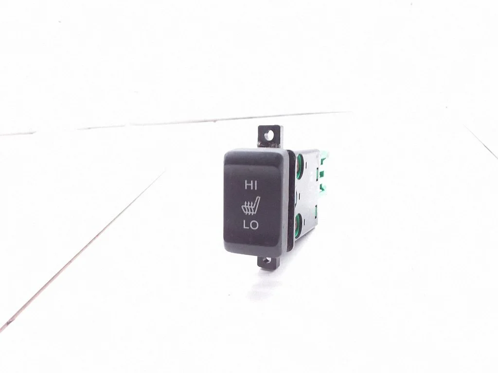 Seat heating switch – Honda Accord (2003-2007)