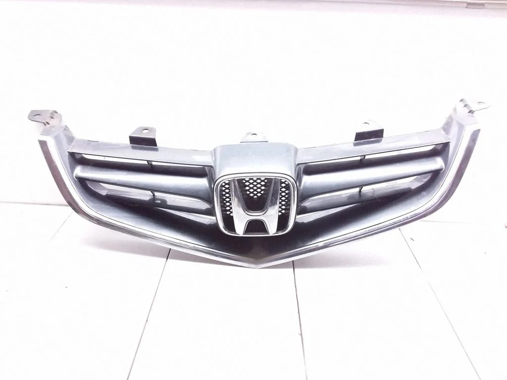 Front bumper upper radiator grill
