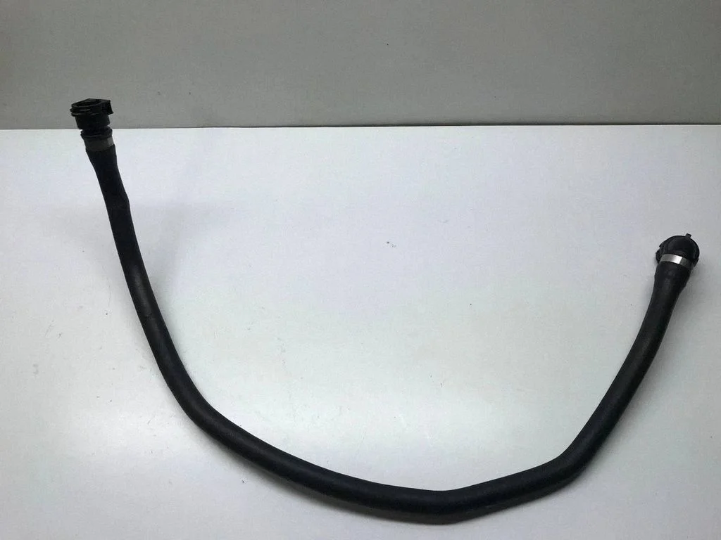 Engine coolant pipe/hose 7796273