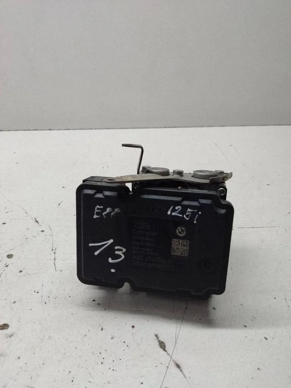 ABS block – BMW 1 Series E82 E88 (2007-2014)