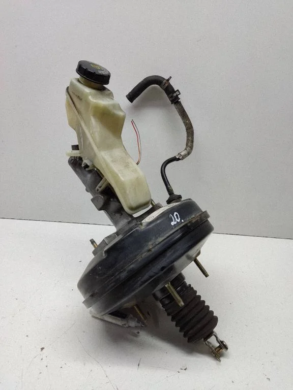 Brake booster – Toyota Corolla E120 E130 (2004-2007)