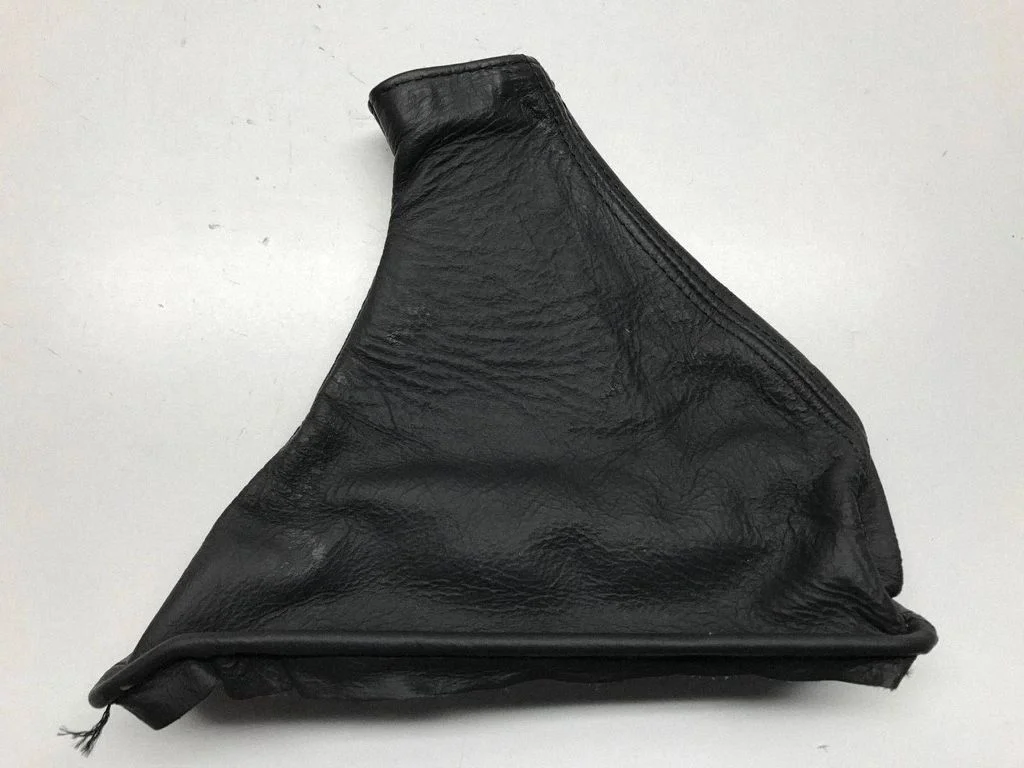 Handbrake trim – Lexus IS 220D-250-350 (2006-2013)