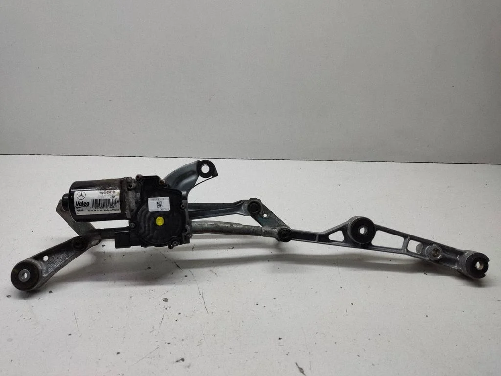 Front wiper linkage and motor – Mercedes-Benz Vito Viano W447 (2014-)