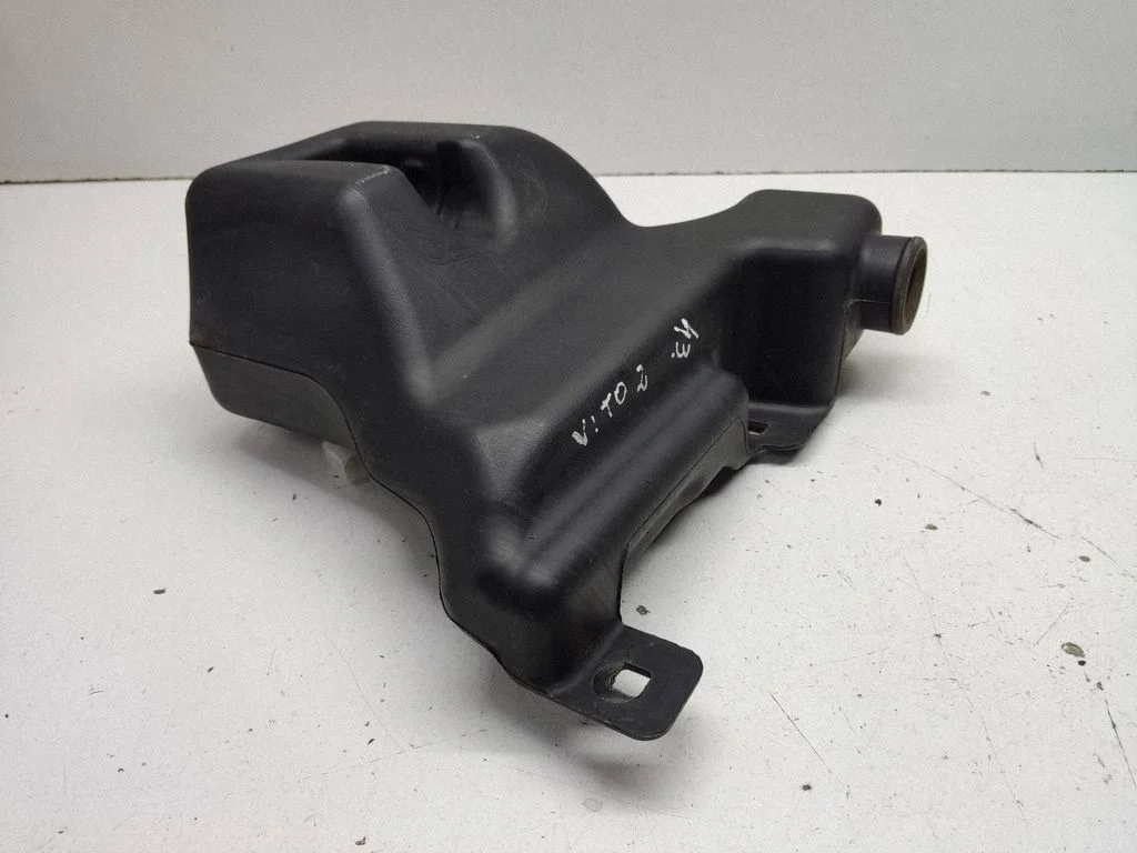 Windshield washer fluid reservoir/tank – Mercedes-Benz Vito Viano W447 (2014-)
