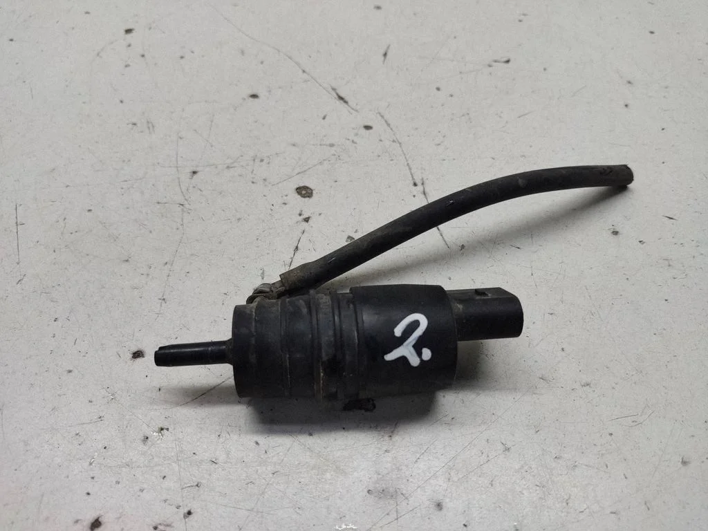 Klaasipesuvedeliku pump (klaaside) E13021168