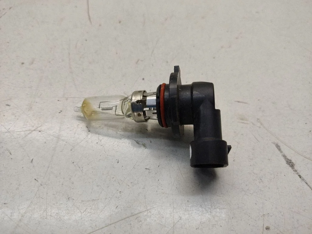 Esitule pirn HB3U9005