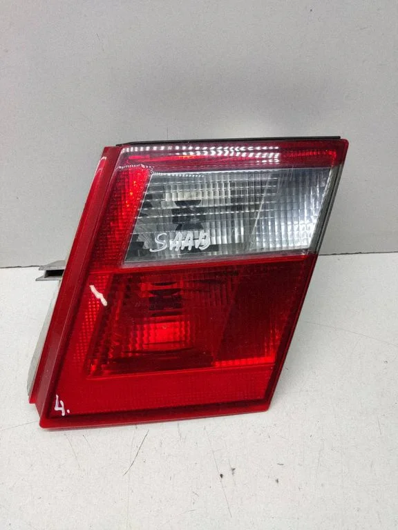 Tailgate rear/tail lights 5404611