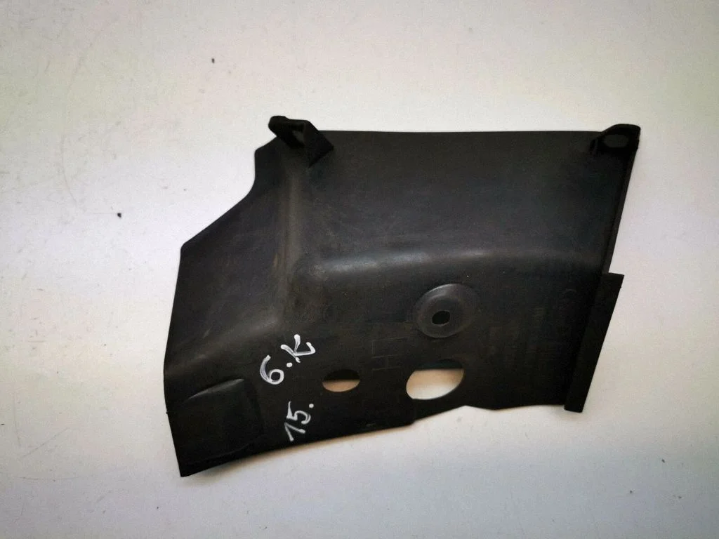 Część lampy tylnej – Ford Kuga I (2008-2012)