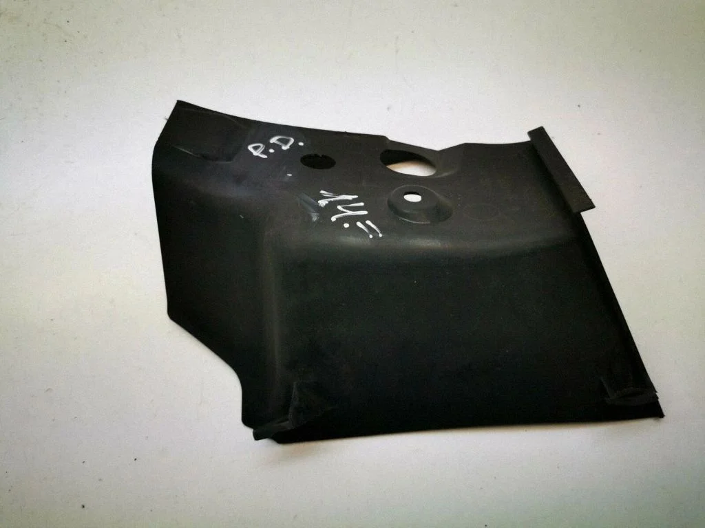 Część lampy tylnej – Ford Kuga I (2008-2012)