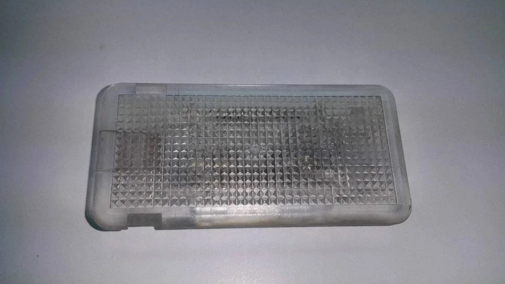 Glove box light 8360588