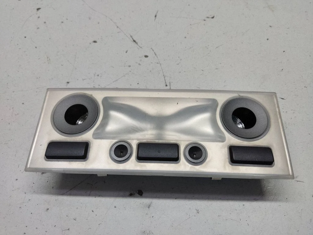 Front seat light – BMW 7 Series E65 E66 (2001-2008)
