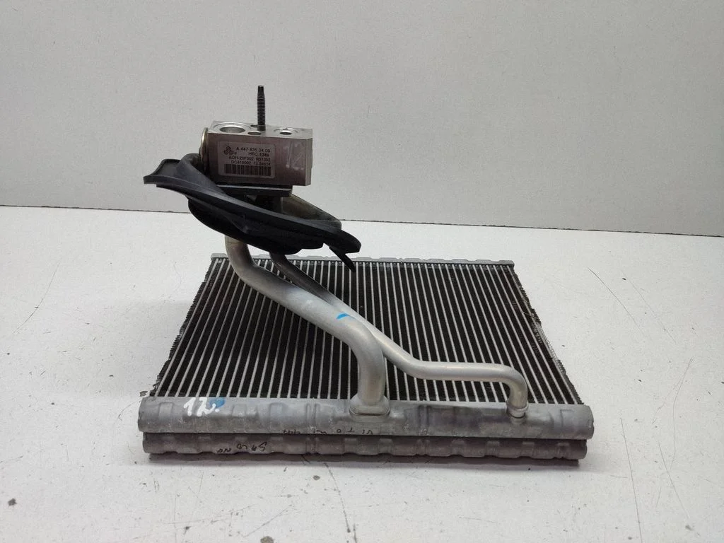 Kliimaseadme radiaator (salongis) DC806005