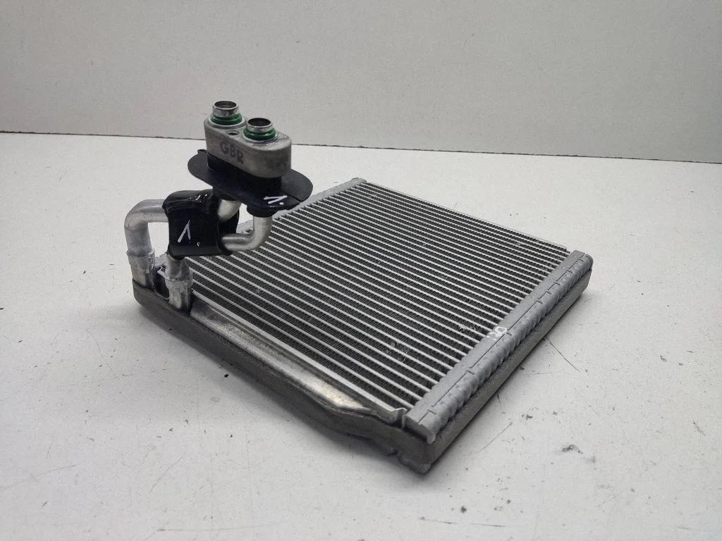 Air conditioning (A/C) radiator (interior) – front