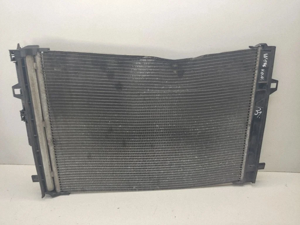 A/C cooling radiator (condenser) A2465000454