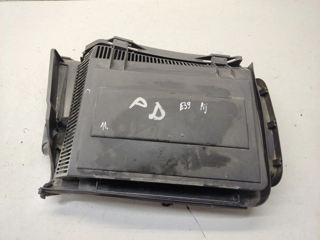 Salongi kütte- ja kliimaploki plastkorpus – BMW 5-seeria E39 (1996-2003)