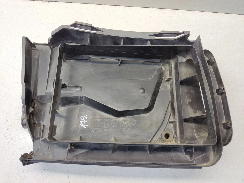 Salongi kütte- ja kliimaploki plastkorpus – BMW 5-seeria E39 (1996-2003)