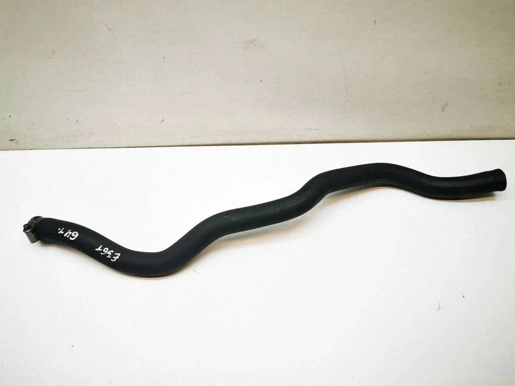 Engine coolant pipe/hose 2246733