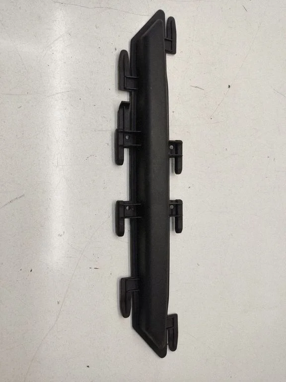 Salongi õhufiltri kate – BMW 5-seeria E60 E61 (2004-2010)