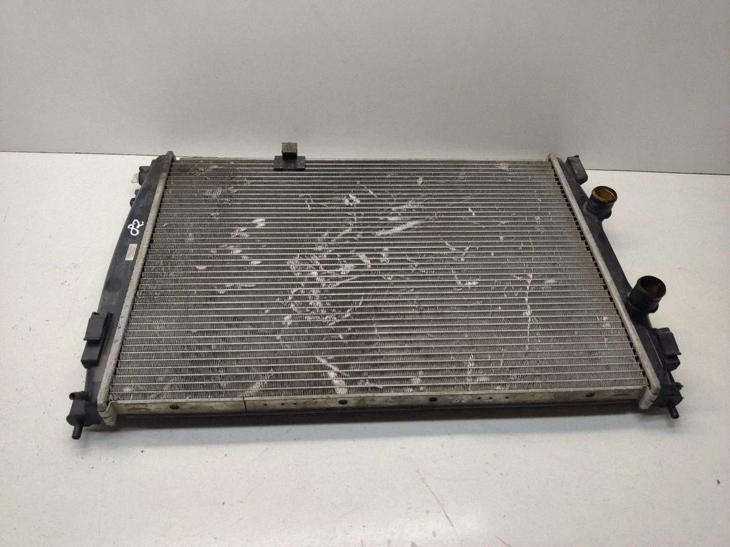 Coolant radiator – Nissan Qashqai+2 (2008-2010)
