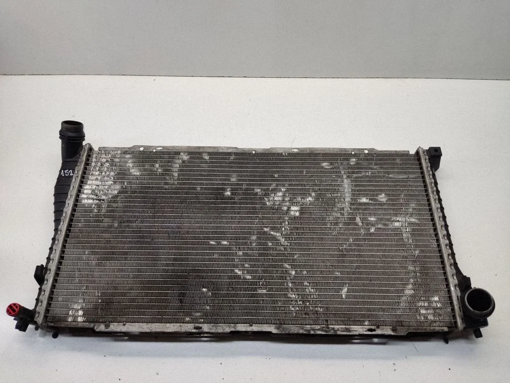 Jahutusvedeliku radiaator 22473440