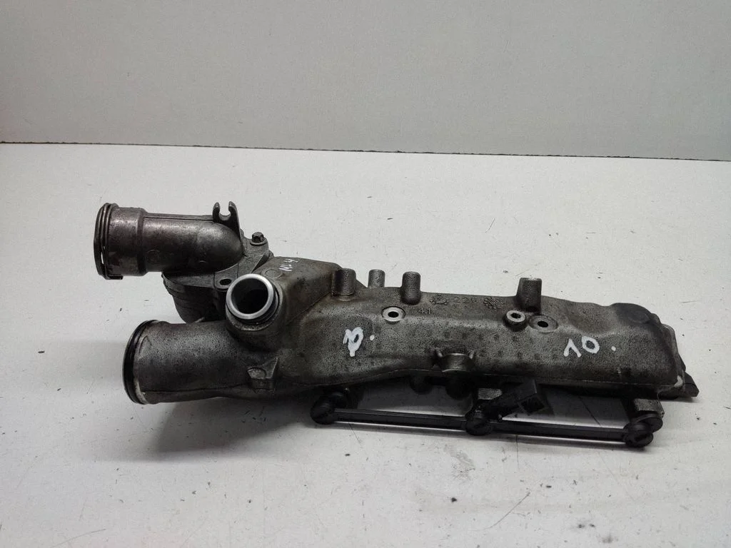 Thermostat/thermostat housing Lg0051