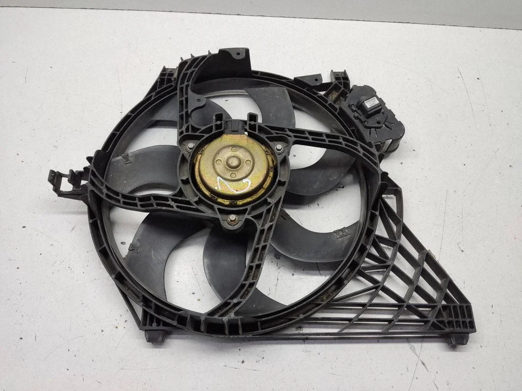 Electric radiator cooling fan – Nissan Primera (2002-2007)