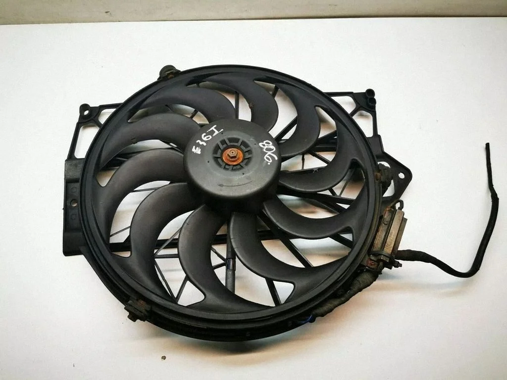 Electric radiator cooling fan 8391748