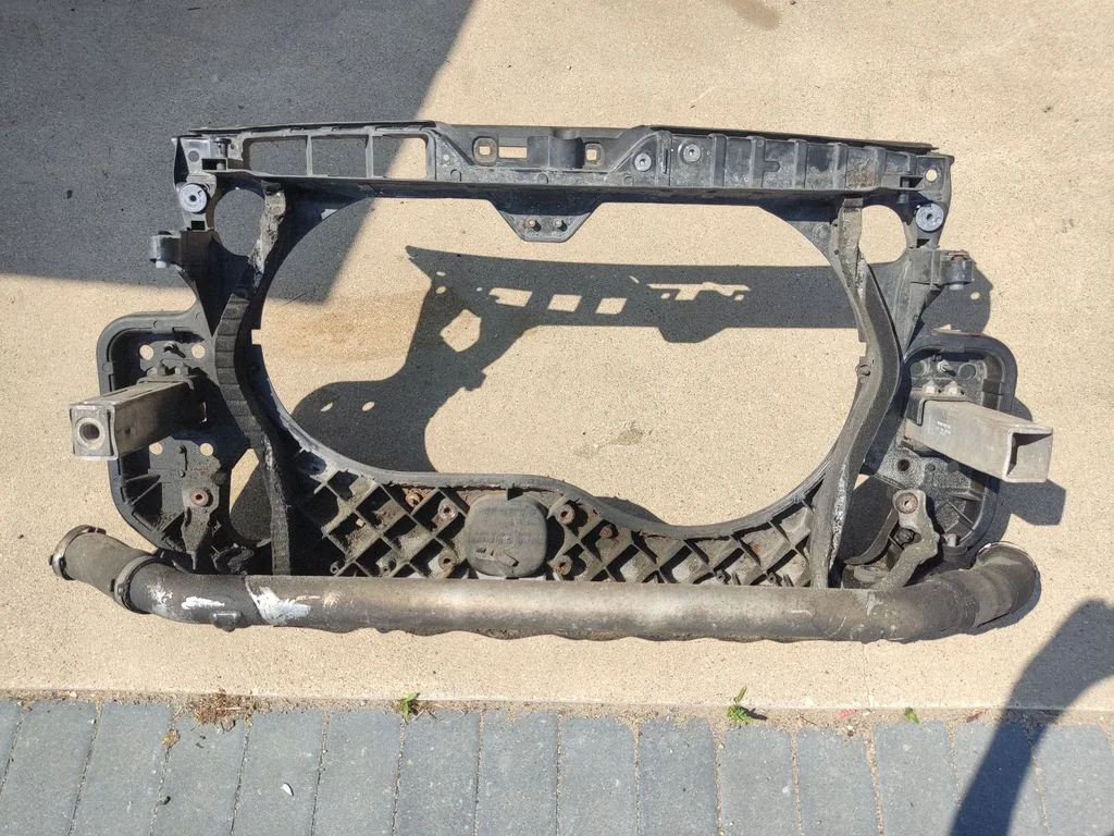 Radiator support slam panel – Audi A6 Allroad C6 (2006-2011)