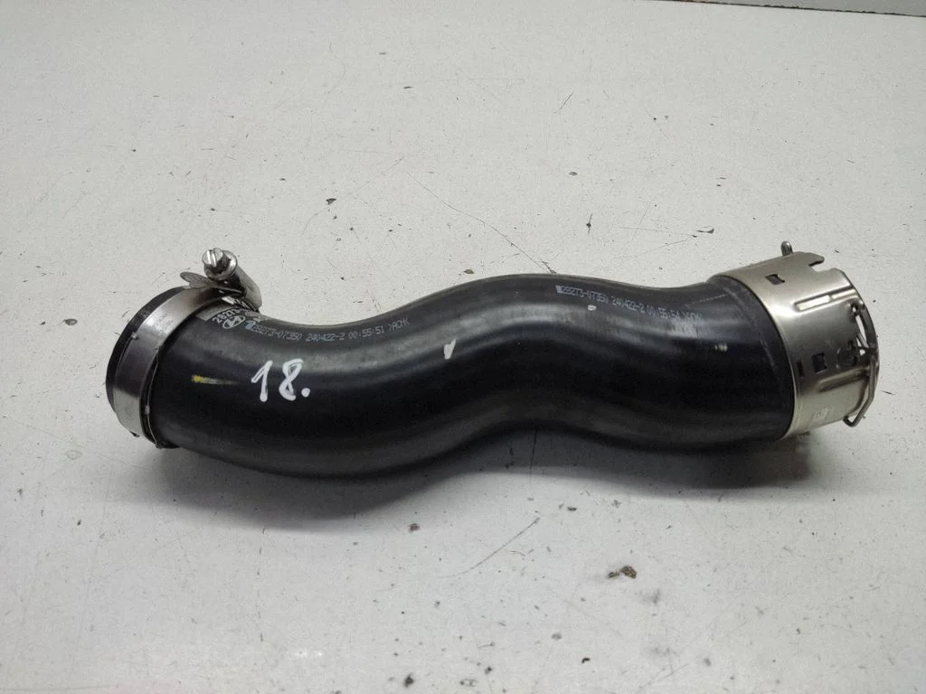 Vahejahuti voolik (-ud)/ toru (-d) – Hyundai i20 (BC3 BI3) (2020-)