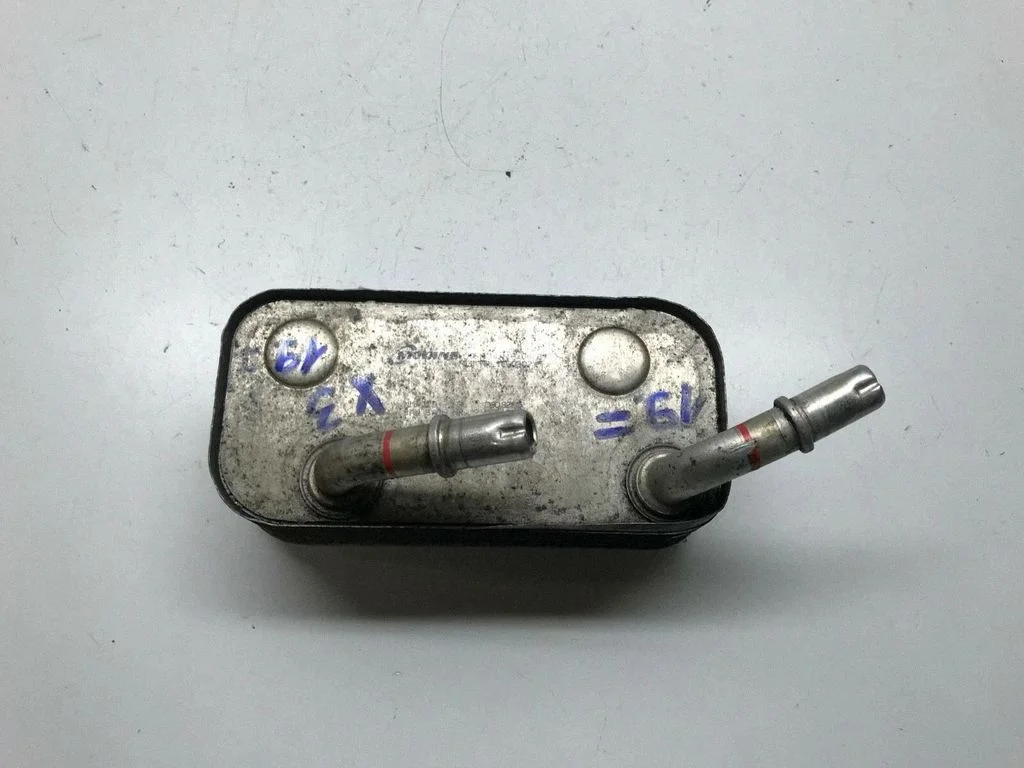 Mootoriõli radiaator 7505826