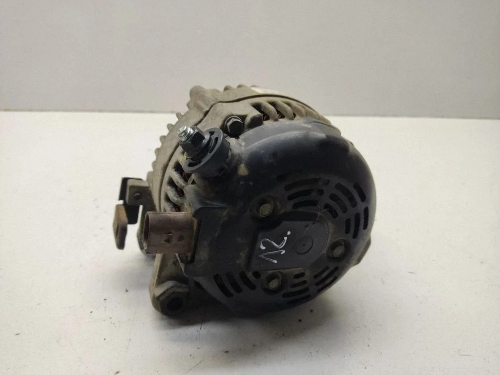 Generaator 373002A700