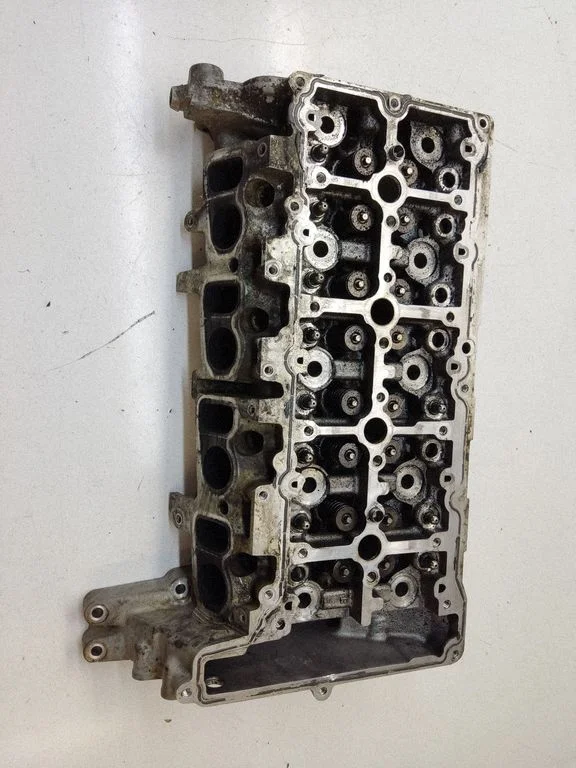 Engine head 32210770