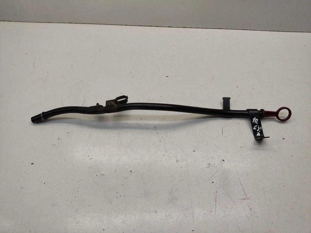 Oil level dip stick – BMW 5 Series E39 (1996-2003)