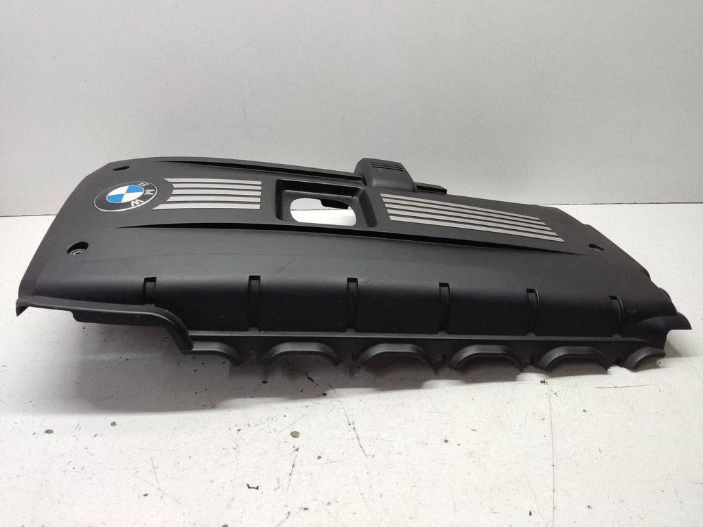 Engine cover (trim) – BMW 1 Series E82 E88 (2007-2014)