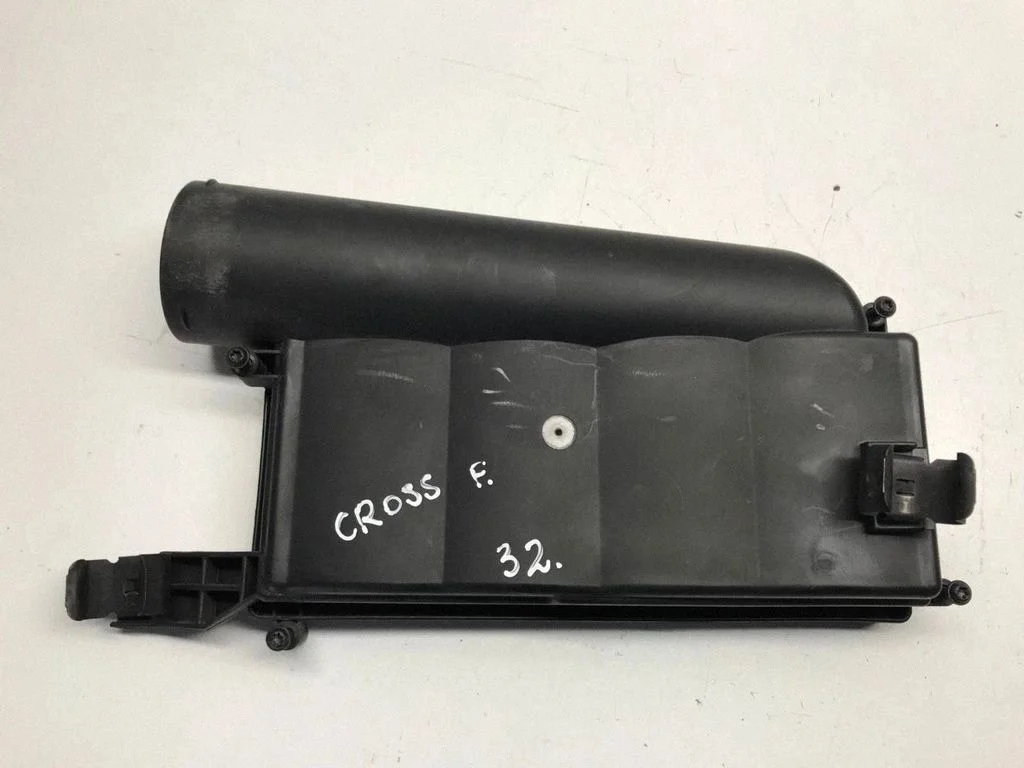 Air filter box cover