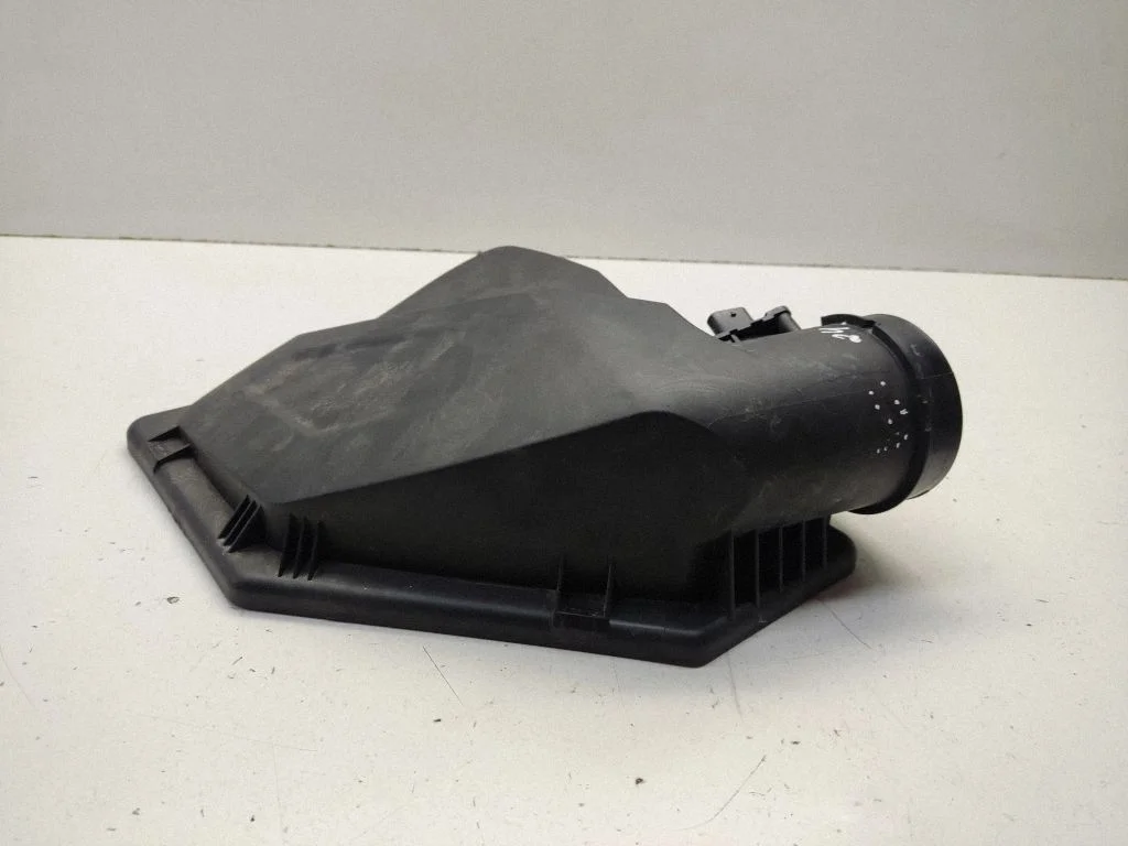 Air filter box cover – BMW 3 Series G20 G21 (2019-)