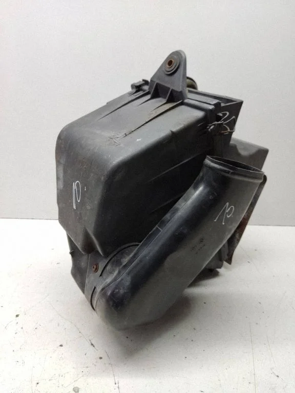 Air filter box 4A0129607J