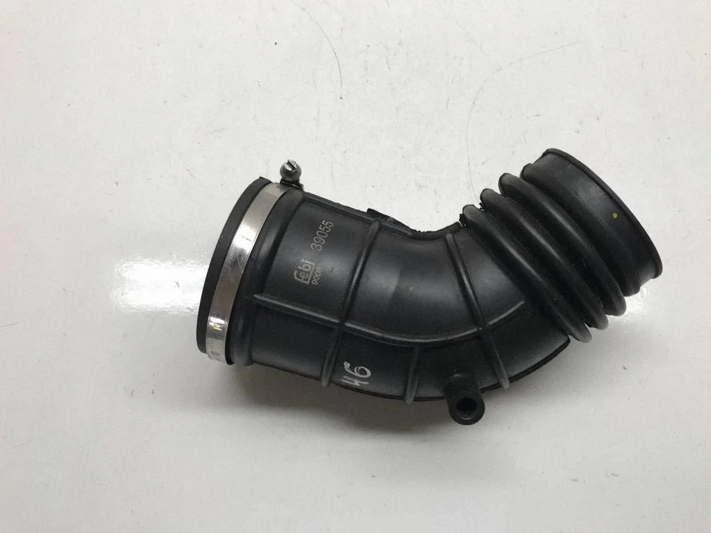 Air intake hose/pipe 39055