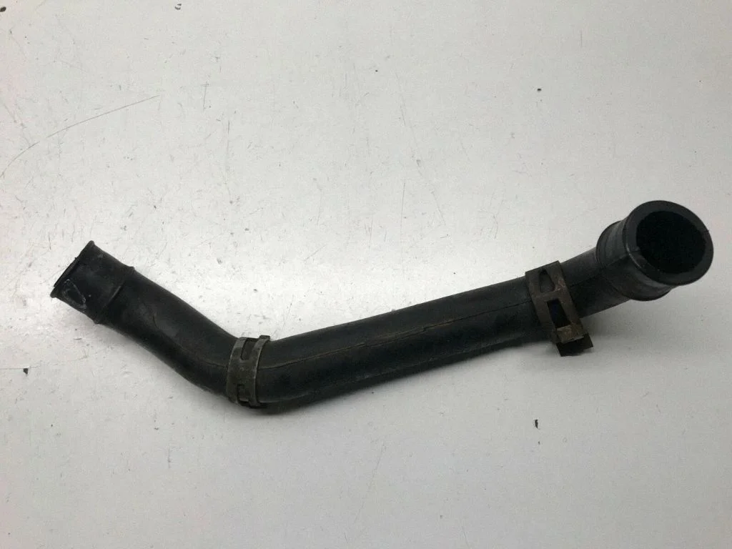 Breather hose/pipe – Ford Focus C-MAX (2003-2010)