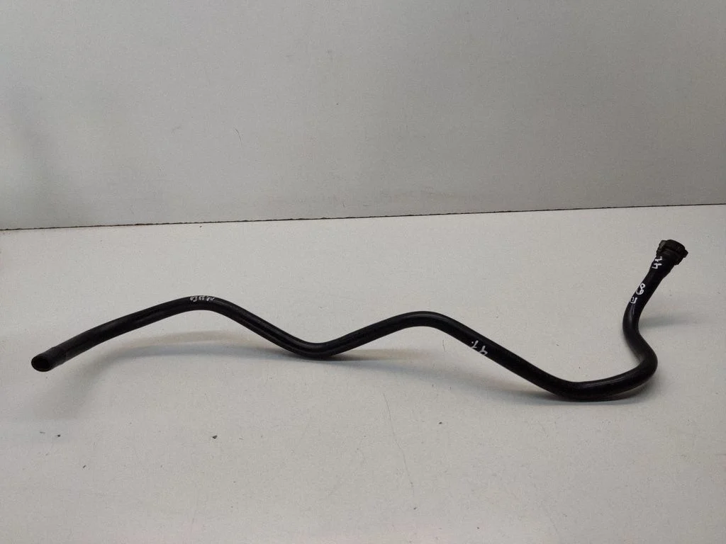 Breather hose/pipe – BMW 5 Series E60 E61 (2004-2010)